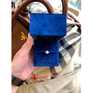 Classic Diamond Ring with One Diamond - Photo 4
