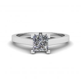 Princess Cut Diamond Ring in 18K White Gold Princess Cut Diamond Ring in 18K White Gold