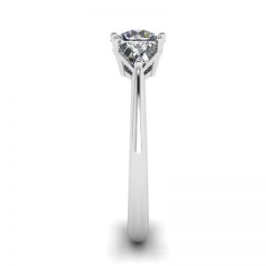 Three-Stone Diamond Ring - Photo 2
