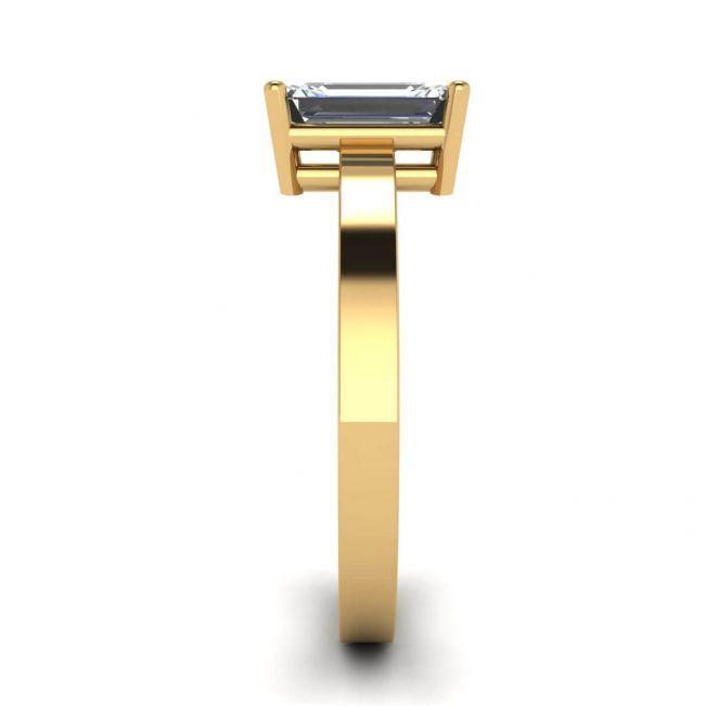 Rectangular Diamond Ring in 18K Yellow Gold - Photo 2