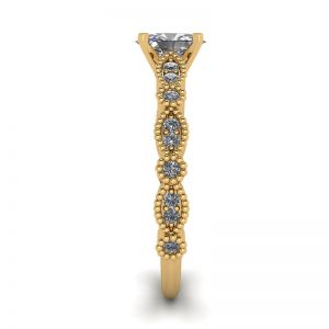 Oval Diamond Romantic Style Ring Yellow Gold - Photo 2