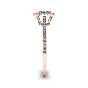 Halo Diamond Oval Cut Ring in 18K Rose Gold - Photo 2