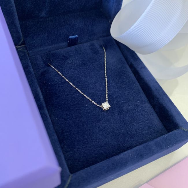 Princess Diamond Solitaire Necklace on Thin Chain Yellow Gold - Photo 2