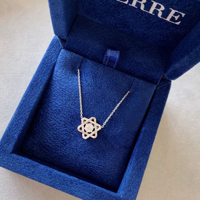 Diamond David Star Pendant  - Photo 2